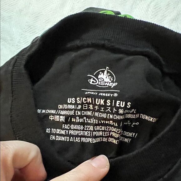 Magic kingdom not so scary Halloween party 2023 Sweatshirt Disney - Picture 4 of 5